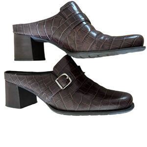 Naturalizer Dark Brown Leather Crocodile Pattern Mules 10M